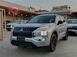 ميتسوبيشي اوتلاندر